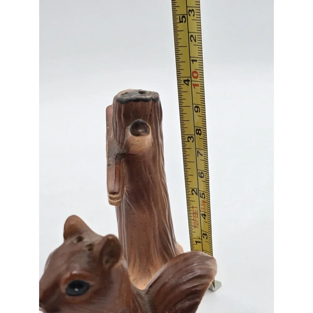 Vintage Ceramic‎ Squirrel and Tree Stump Salt & Pepper Shakers Japan